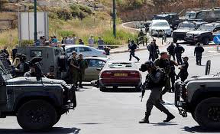 Israeli forces close villages and towns’ entrances near Hebron