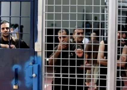 4 Palestinian prisoners enter new years in Israeli prisons