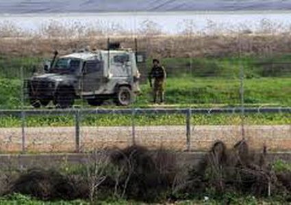 The Israeli occupation shoots at Palestinians south of Gaza
