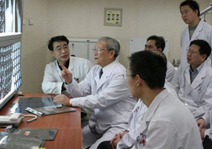 China intends to send doctors to Palestine to tackle COVID-19