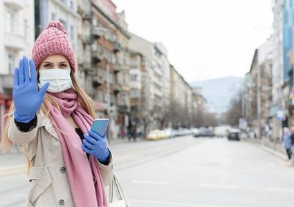 Is two meters enough to not be infected by corona?