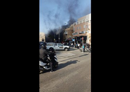 Israeli forces assault Palestinians in Jaffa