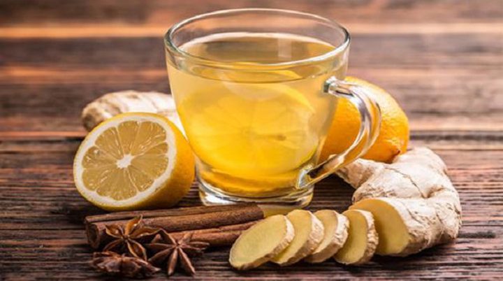 Drinking a lot of lemon and ginger reduces the body's immunity