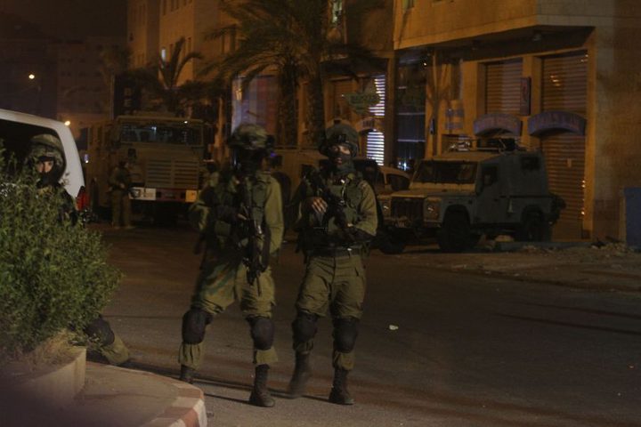 Raids and arrests in the West Bank