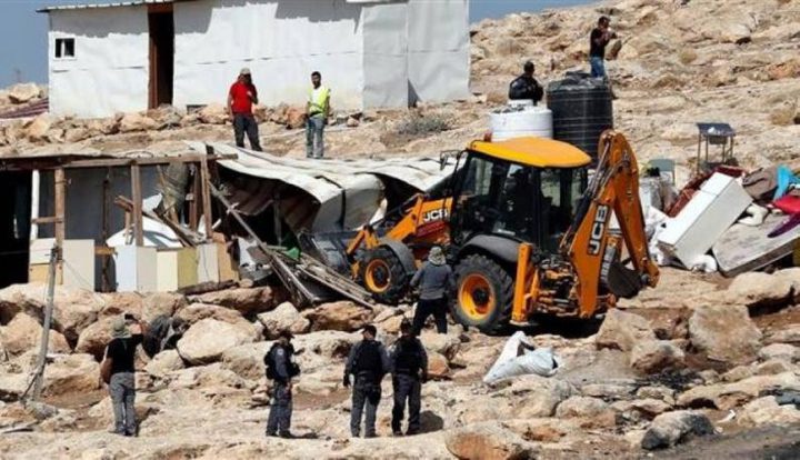 The occupation demolishes part of a tourist building in Sebastia