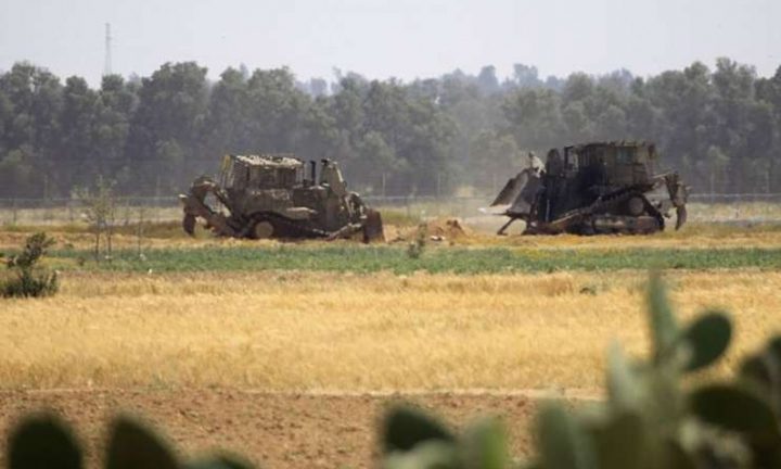 The Israeli occupation forces invaded east of Jabalia