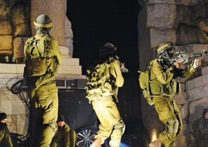 The occupation arrests 6 citizens from the West Bank