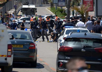 IOF wounded a Palestinian for allegedly carrying out a stabbing