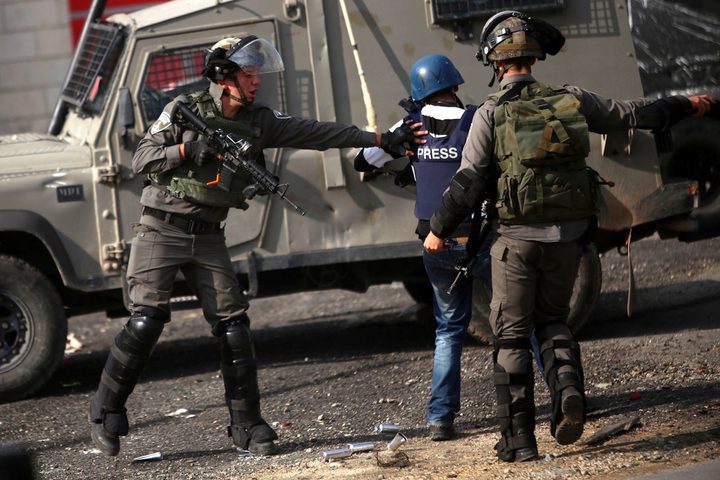 IOF continue their violation against journalists in their day