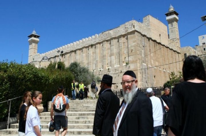 Bennett approves a new Israeli settlement project in Hebron