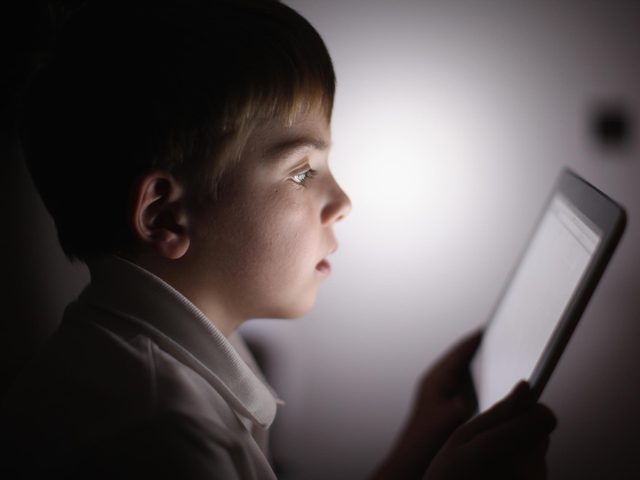 Corona can increase the internet addiction between kids