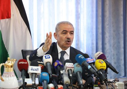 Shtayyeh:  Movement to be banned during Eid al-Fitr holiday