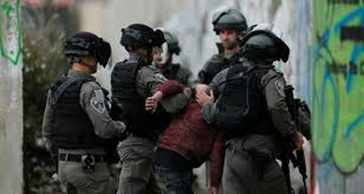 Official among Palestinians detained by Israeli occupation forces