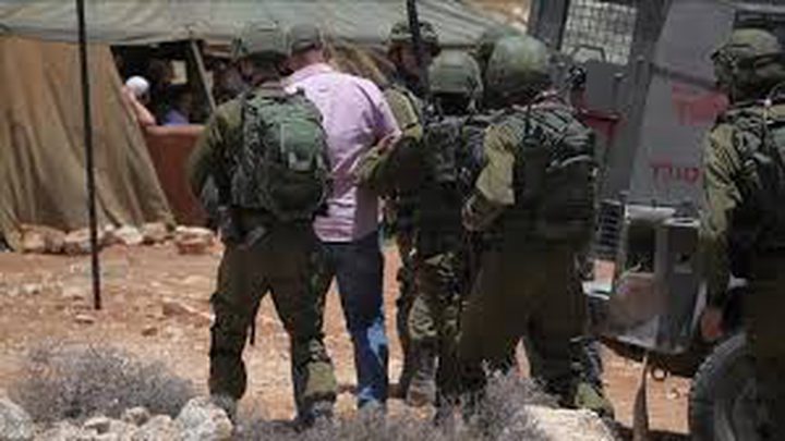 Israeli occupation forces  detained 14 Palestinians