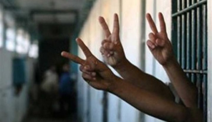 Tension escalated in Israeli occupation prisons after repressions