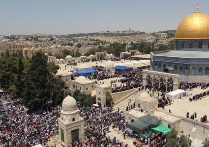 Officials warn Israel is on verge of changing status quo at Al-Aqsa Mosque