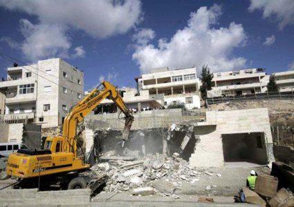 Israeli municipality demolishes Palestinian-owned house in East Jerusalem
