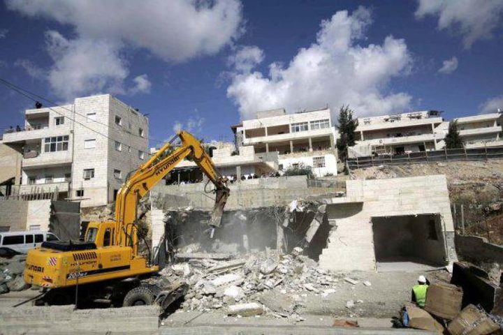 Israeli municipality demolishes Palestinian-owned house in East Jerusalem