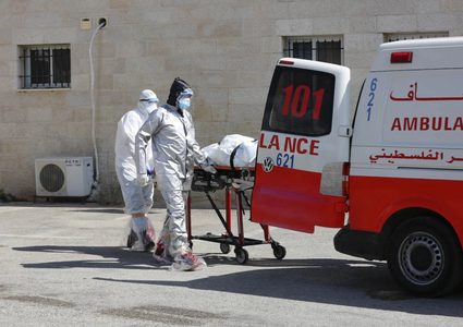 One death, 323 new coronavirus cases in Palestine