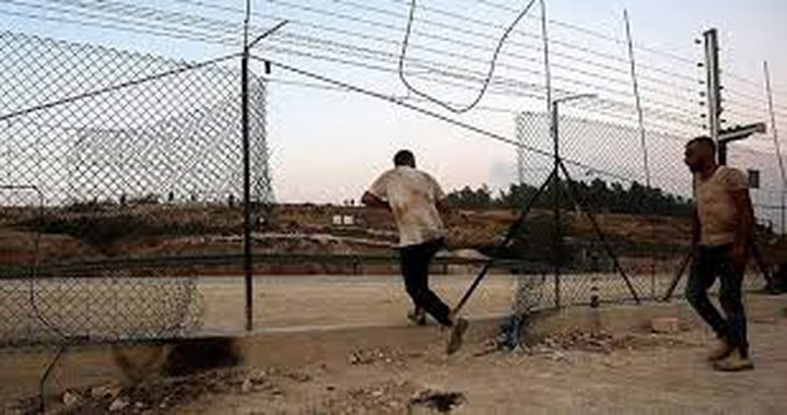 Tulkarm: a Palestinian worker  injured by Israeli gunfire