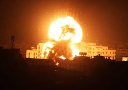 Israeli artillery attacks  sites in Gaza