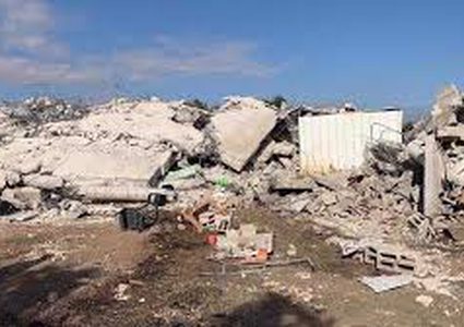 Bethlehem: Israeli occupation forces seize building material