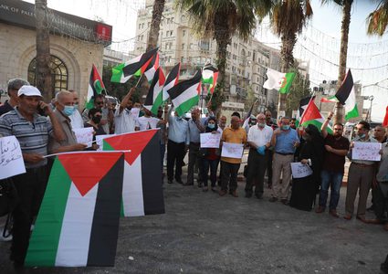 Palestinians demonstrations  in Ramallah against Arab normalization