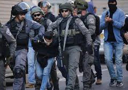 West Bank: Minor among Palestinians detained  by IOF