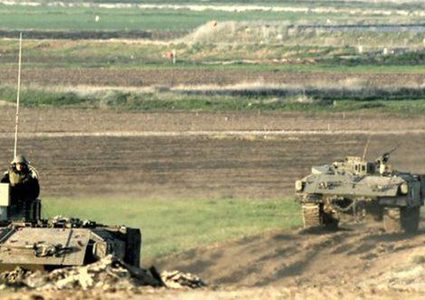 Israeli military infiltrates central Gaza and raze farmland