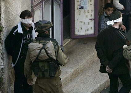 16 Palestinians were  arrested  in West Bank by IOF