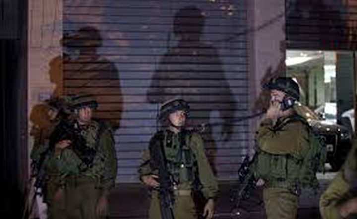 West Bank:IOF detain eight Palestinians