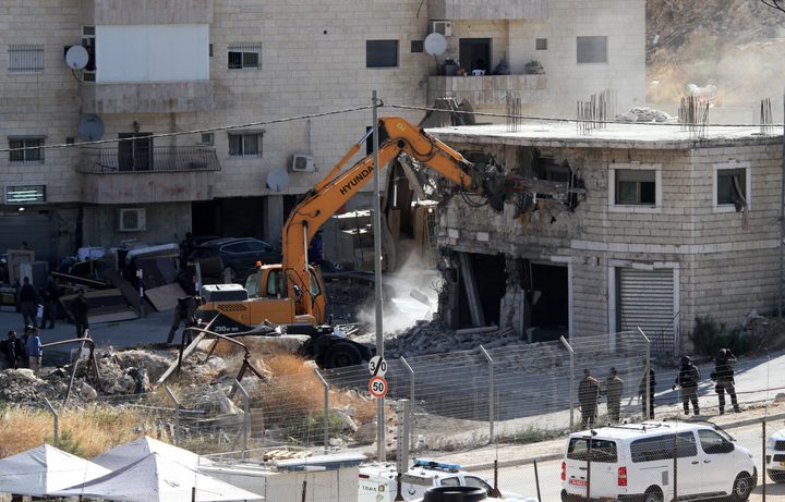 Jerusalem: Israeli occupation bulldozers demolish a Palestinian house