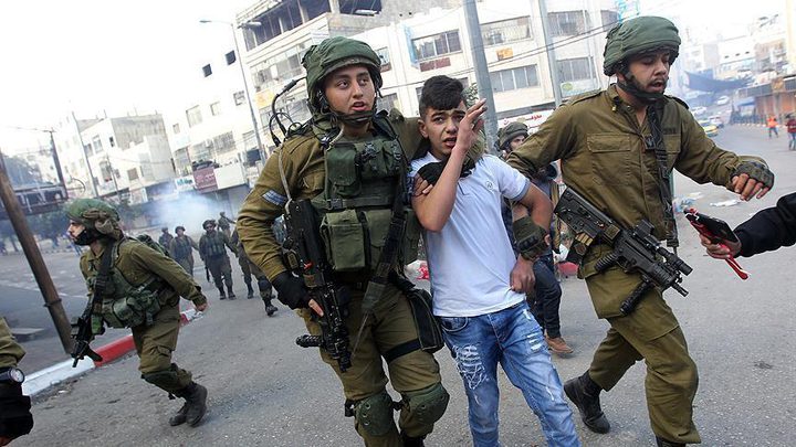 A lawmaker among 16 Palestinians detained by IOF