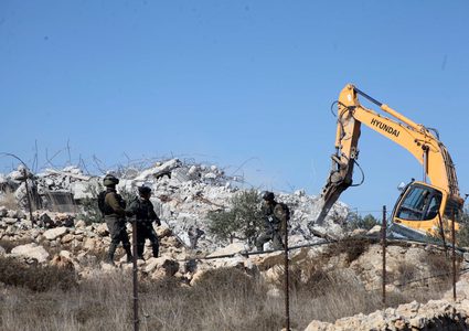 Palestinian activist receives Israeli demolition order against his home