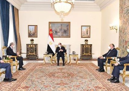 President al-Sisi : Egypt to continue efforts supporting Palestinian issue