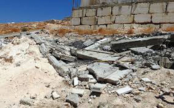 Israeli demolish mosque and  under construction