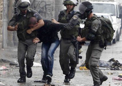 The Israeli occupation arrested 14 citizens from West Bank