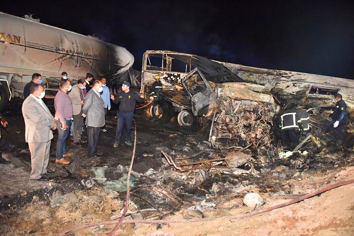 21 Killed in a bus, truck crash in Egypt