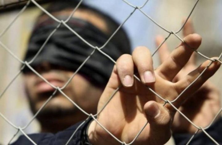 3 Palestinians detainees continue their open hunger strike