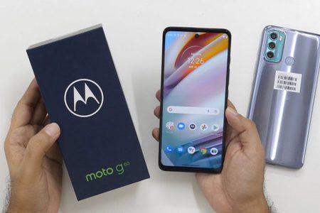 Motorola announces for a wireless charger for smartphones